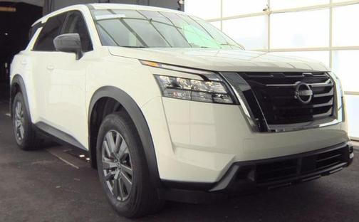 2025 Nissan Pathfinder S FWD