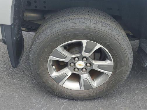 Silver Ice Metallic 2018 Chevrolet Colorado Z71