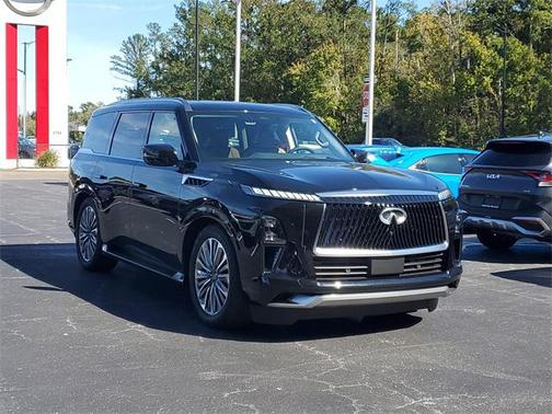 2025 INFINITI QX80 SENSORY AWD