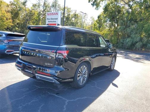 2025 INFINITI QX80 SENSORY AWD