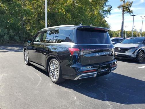 2025 INFINITI QX80 SENSORY AWD