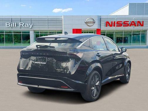 Black Diamond Pearl 2023 Nissan ARIYA VENTURE+