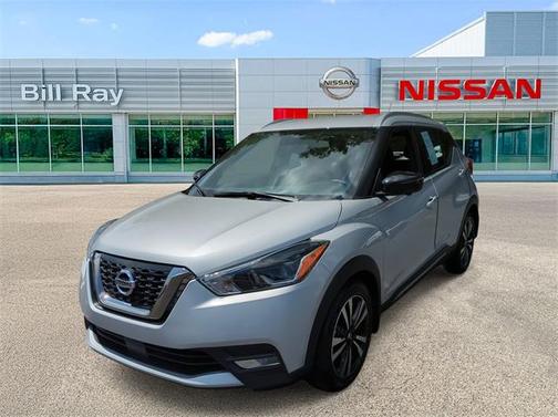 2020 Nissan Kicks SR