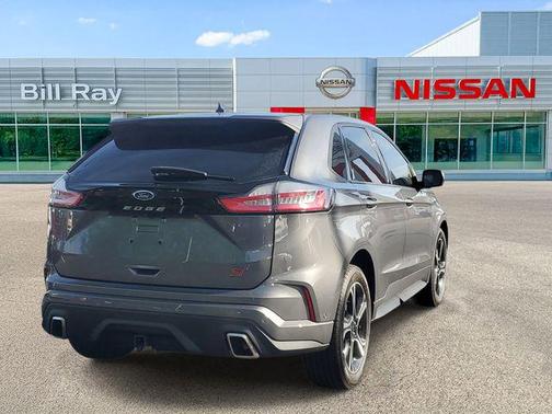 Carbonized Gray Metallic 2022 Ford Edge ST