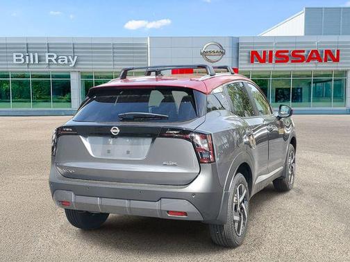 Gun Metallic/Scarlet Ember Tintcoat 2026 Nissan Kicks SV