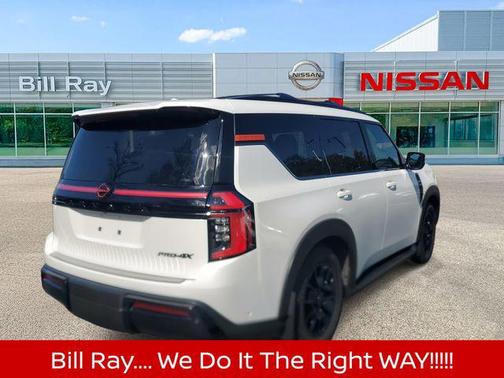 Aspen White Tricoat 2025 Nissan Armada PRO-4X 4WD