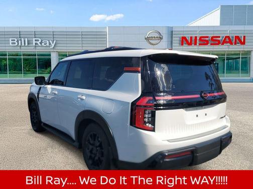 Aspen White Tricoat 2025 Nissan Armada PRO-4X 4WD