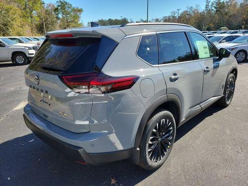 2026 Nissan Rogue Dark Armor