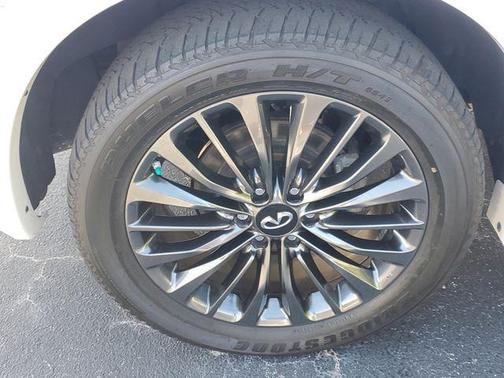Moonstone White 2024 INFINITI QX80 SENSORY AWD