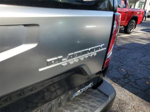 2024 Nissan Titan Platinum Reserve