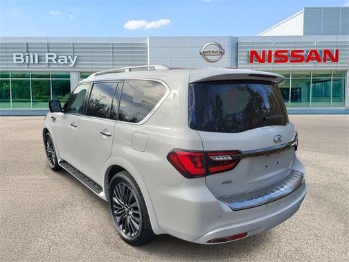 2024 INFINITI QX80 SENSORY AWD