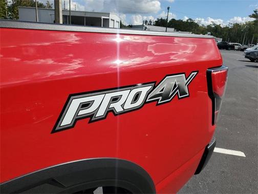2024 Nissan Titan PRO-4X