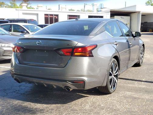 Gun Metallic 2020 Nissan Altima SR FWD