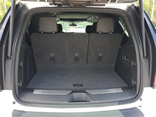 2022 Chevrolet Tahoe 4WD RST