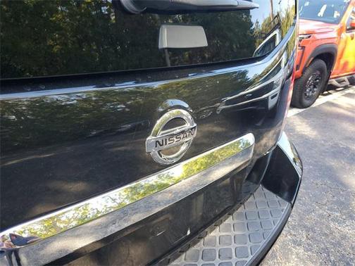 2012 Nissan Pathfinder SV