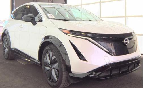 Everest White Pearl Tricoat 2023 Nissan ARIYA EVOLVE+