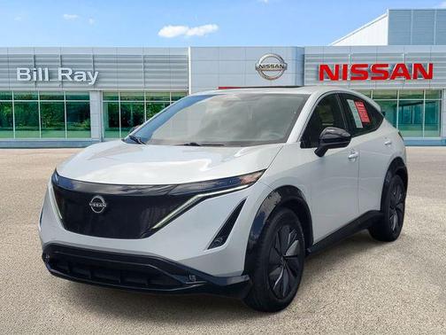 Everest White Pearl Tricoat 2023 Nissan ARIYA EVOLVE+