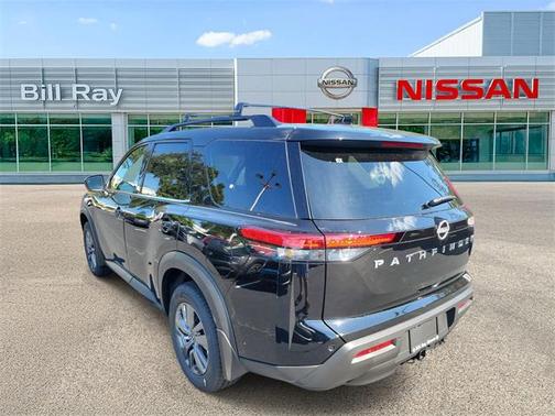 2025 Nissan Pathfinder SV FWD