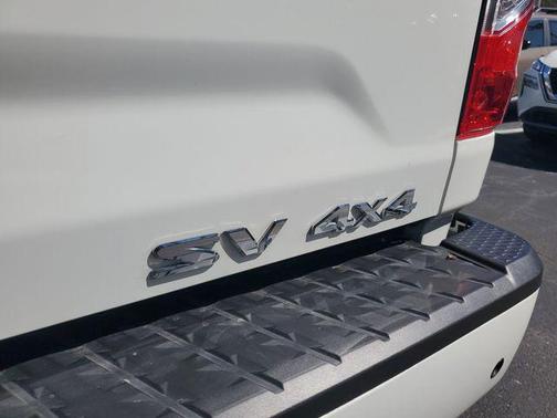 2024 Nissan Titan XD SV