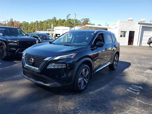 2023 Nissan Rogue SL