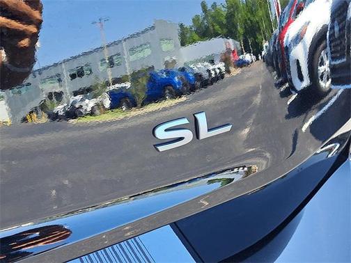 2025 Nissan Rogue SL
