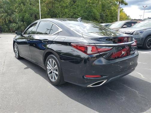 2019 Lexus ES 350 Base