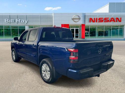 Deep Blue Pearl 2022 Nissan Frontier SV
