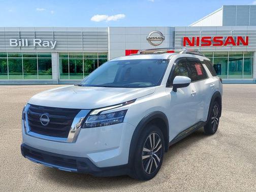 2023 Nissan Pathfinder Platinum 4WD
