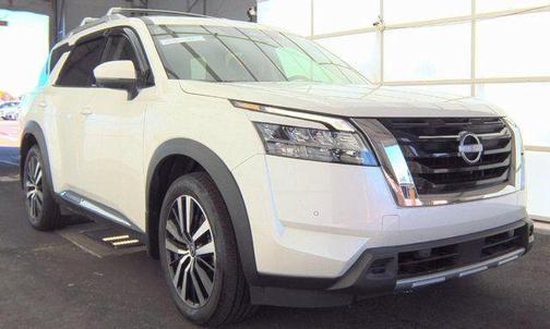 2023 Nissan Pathfinder Platinum 4WD
