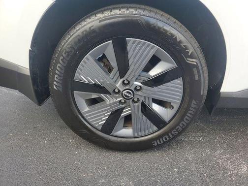 Everest White Pearl Tricoat 2025 Nissan Murano SL