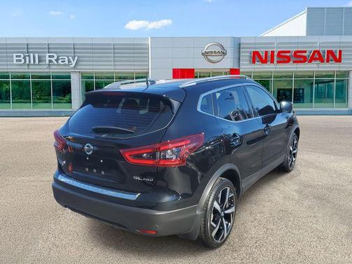 2022 Nissan Rogue Sport SL
