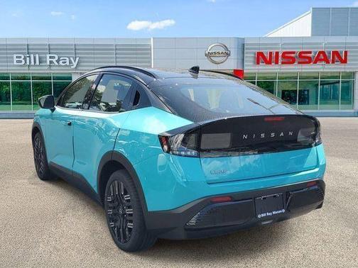 Seabreeze Blue Pearl/Black 2026 Nissan Leaf PLATINUM+
