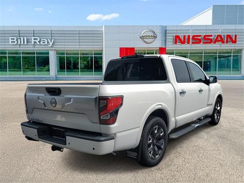 2024 Nissan Titan Platinum Reserve