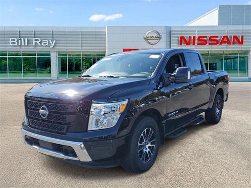 2024 Nissan Titan SV