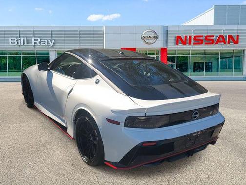 2025 Nissan Z NISMO 9-speed automatic Transmission