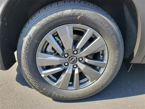 2025 Nissan Pathfinder SV FWD