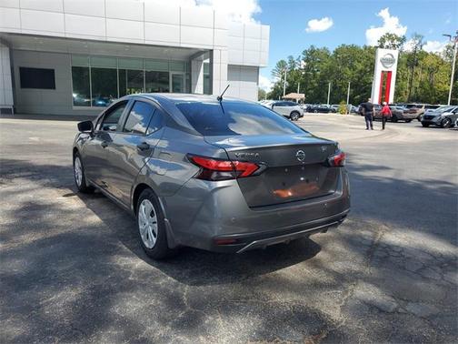 2021 Nissan Versa 1.6 S