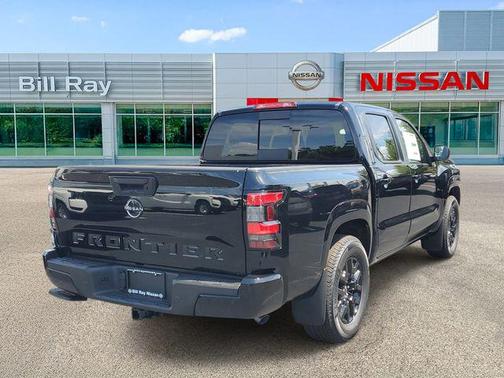 Super Black 2026 Nissan Frontier SV
