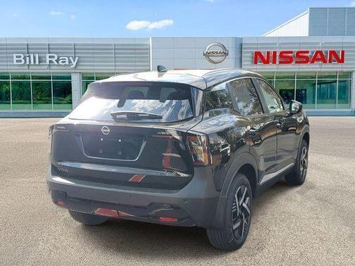 Super Black 2026 Nissan Kicks SV