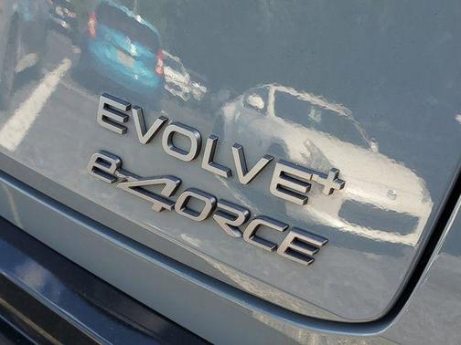 Boulder Gray Pearl/Black Diamond Pearl 2024 Nissan ARIYA EVOLVE+