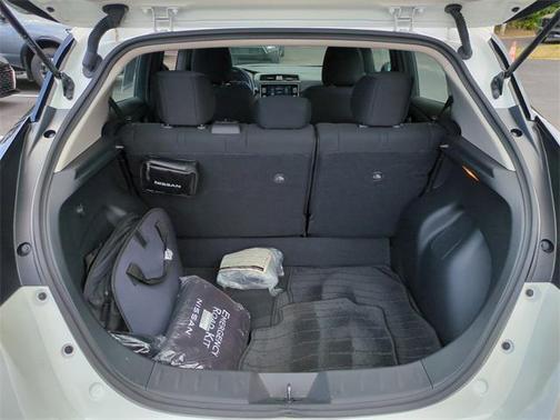 2024 Nissan Leaf SV PLUS