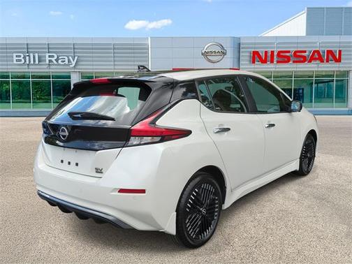 2024 Nissan Leaf SV PLUS