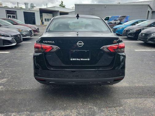 Super Black 2024 Nissan Versa 1.6 S