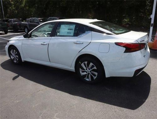 2025 Nissan Altima S FWD