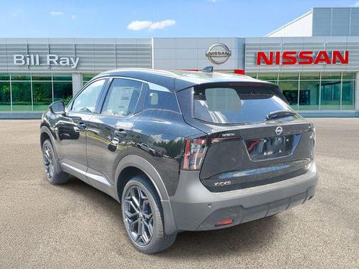 Super Black 2026 Nissan Kicks SR
