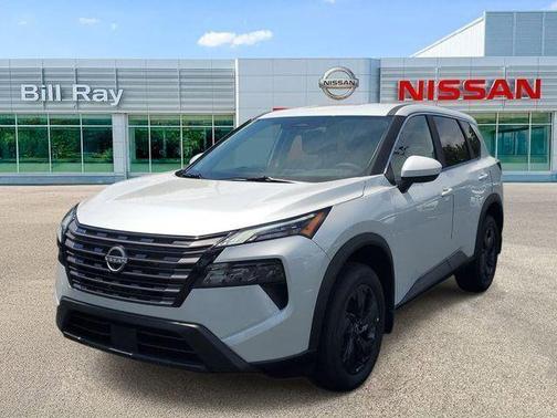 Everest White Pearl Tricoat 2026 Nissan Rogue SV