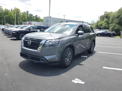 2025 Nissan Pathfinder SV FWD