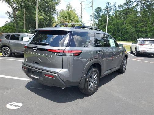 2025 Nissan Pathfinder SV FWD