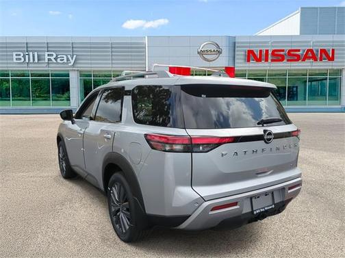 2025 Nissan Pathfinder SL FWD