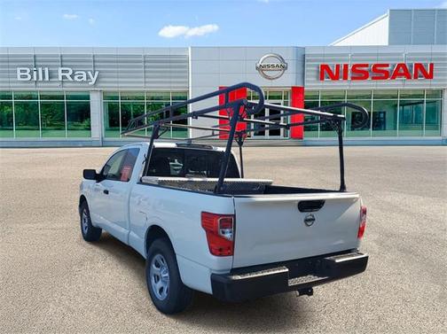 2022 Nissan Titan S